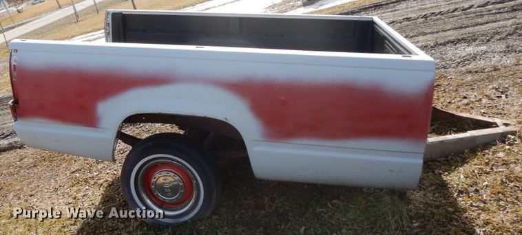 image for item IX9296 Chevrolet pickup truck bed