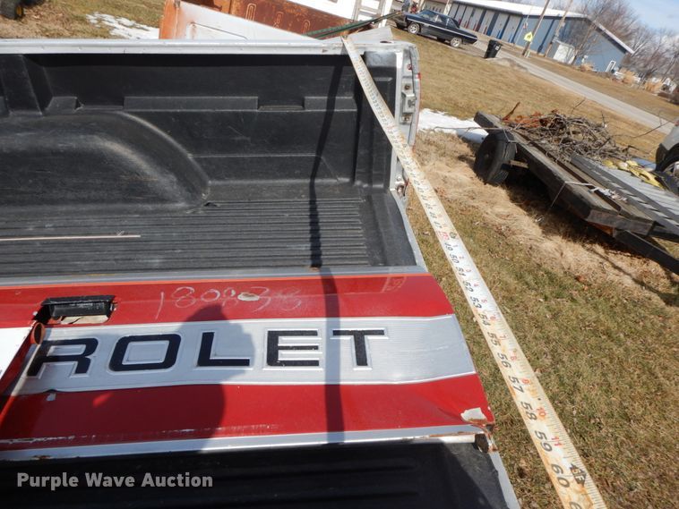 image for item IX9296 Chevrolet pickup truck bed