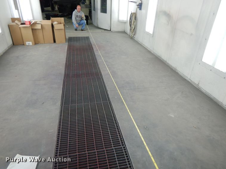 image for item IX9306 GFS paint booth