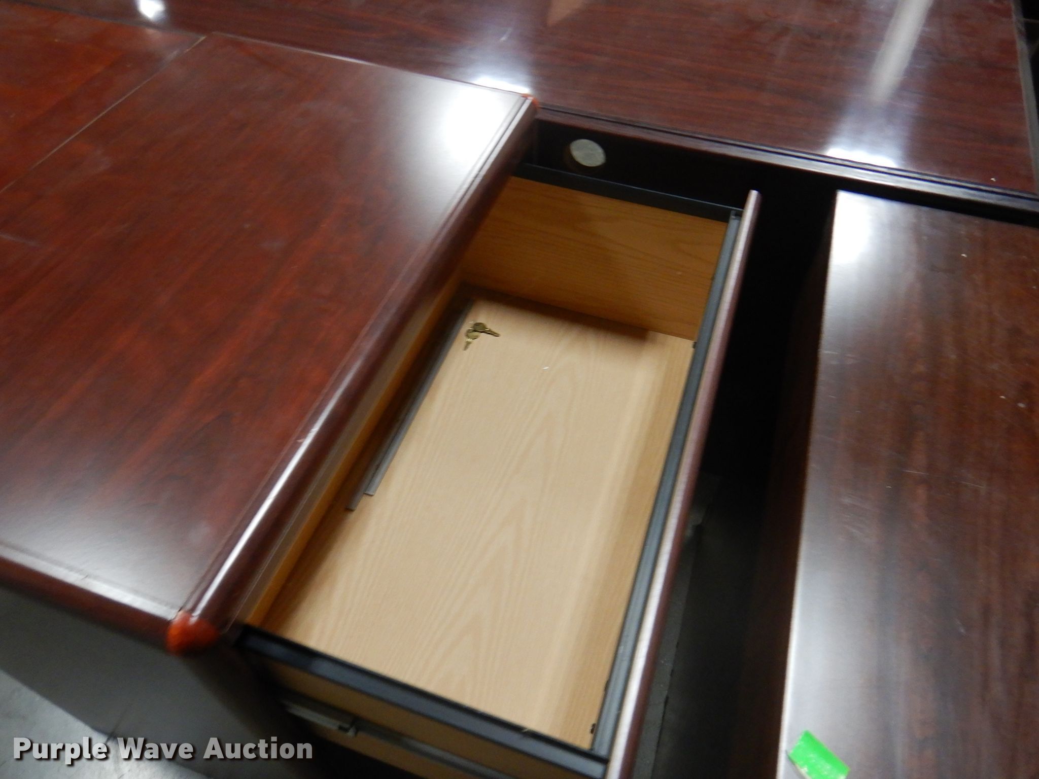 Furniture in Rogers, AR Item DY9660 sold Purple Wave