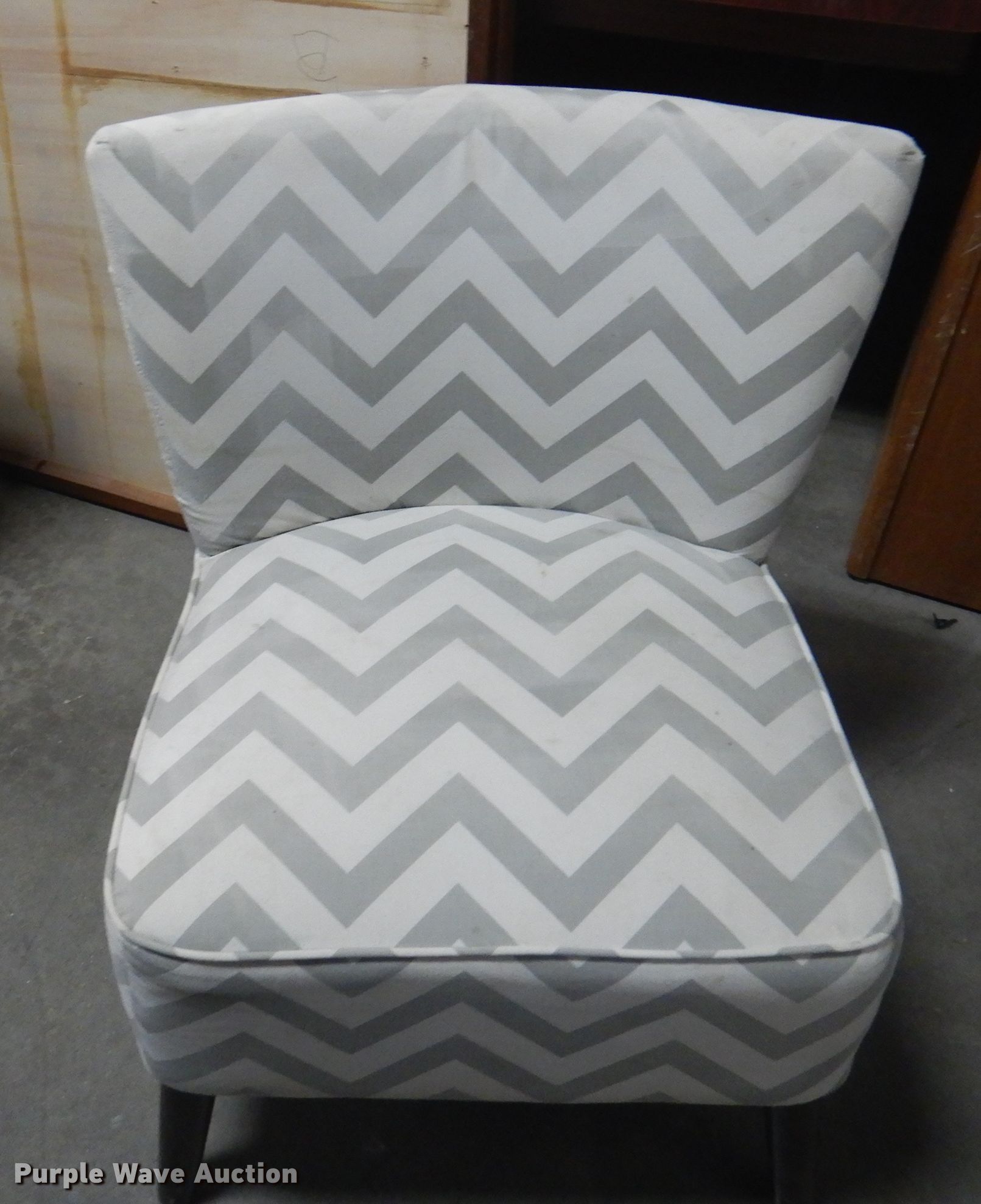 Furniture in Rogers, AR Item DY9673 sold Purple Wave