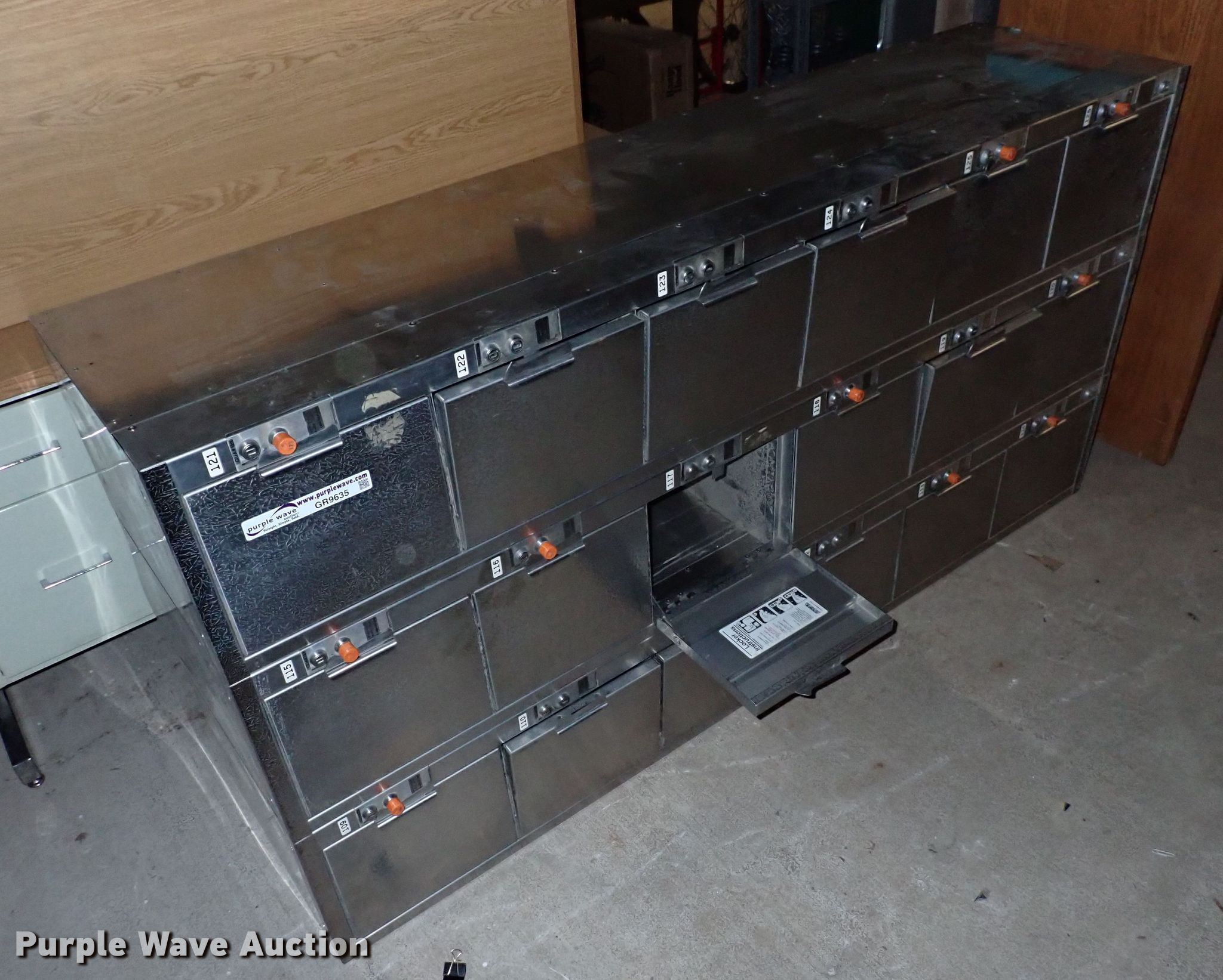 (2) metal lockers in Wichita, KS Item GR9635 sold Purple Wave