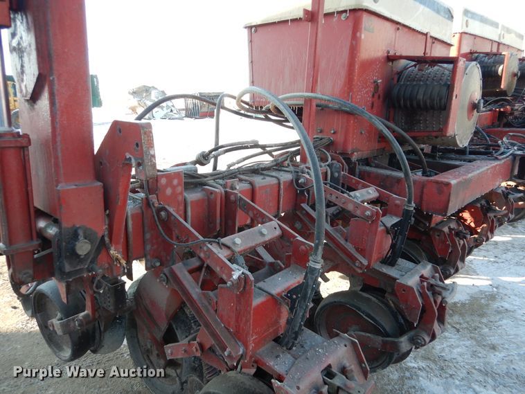 image for item AF9896 Case IH 950 Cyclo Air  split row planter