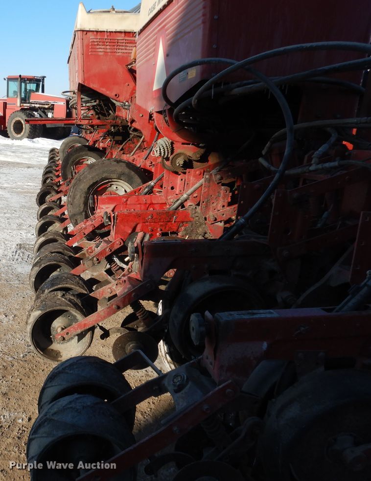 image for item AF9896 Case IH 950 Cyclo Air  split row planter
