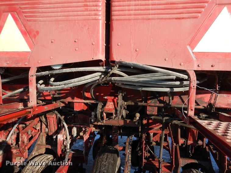 image for item AF9896 Case IH 950 Cyclo Air  split row planter