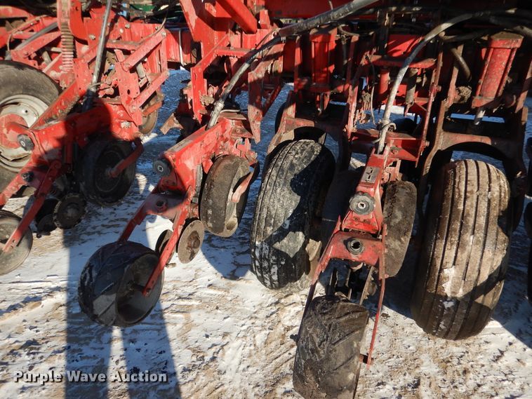 image for item AF9896 Case IH 950 Cyclo Air  split row planter