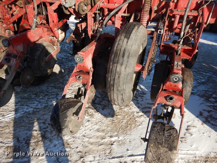image for item AF9896 Case IH 950 Cyclo Air  split row planter