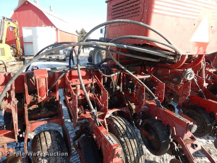 image for item AF9896 Case IH 950 Cyclo Air  split row planter