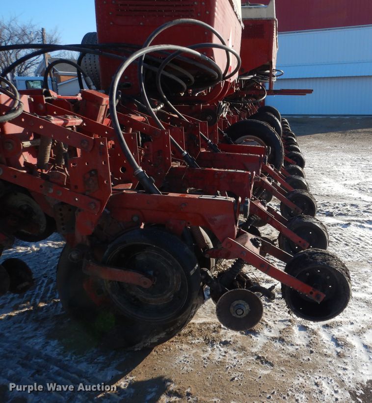 image for item AF9896 Case IH 950 Cyclo Air  split row planter
