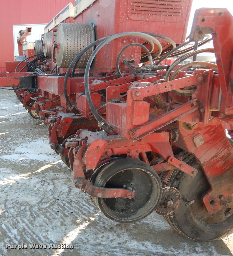 image for item AF9896 Case IH 950 Cyclo Air  split row planter