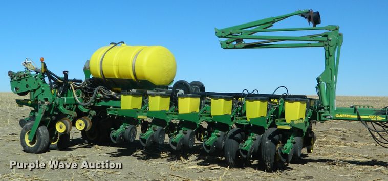image for item DE4572 John Deere 1770NT Max Emerge XP  no-till planter