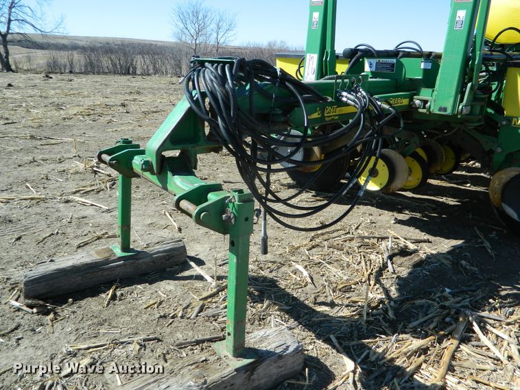 image for item DE4572 John Deere 1770NT Max Emerge XP  no-till planter