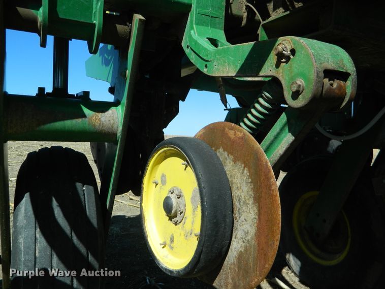 image for item DE4572 John Deere 1770NT Max Emerge XP  no-till planter