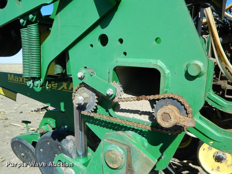 image for item DE4572 John Deere 1770NT Max Emerge XP  no-till planter
