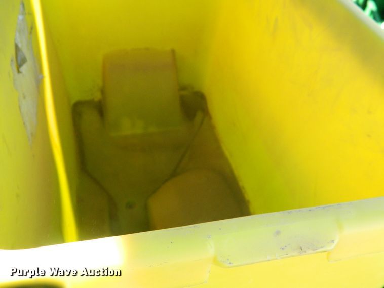 image for item DE4572 John Deere 1770NT Max Emerge XP  no-till planter