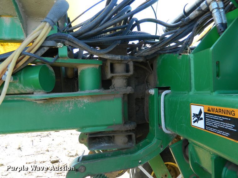 image for item DE4572 John Deere 1770NT Max Emerge XP  no-till planter