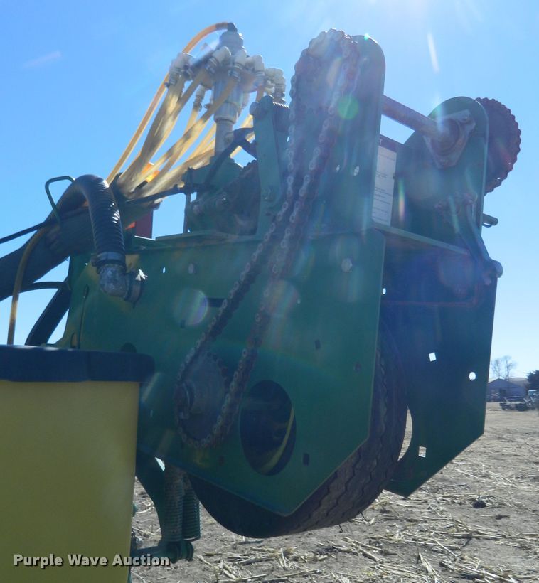 image for item DE4572 John Deere 1770NT Max Emerge XP  no-till planter