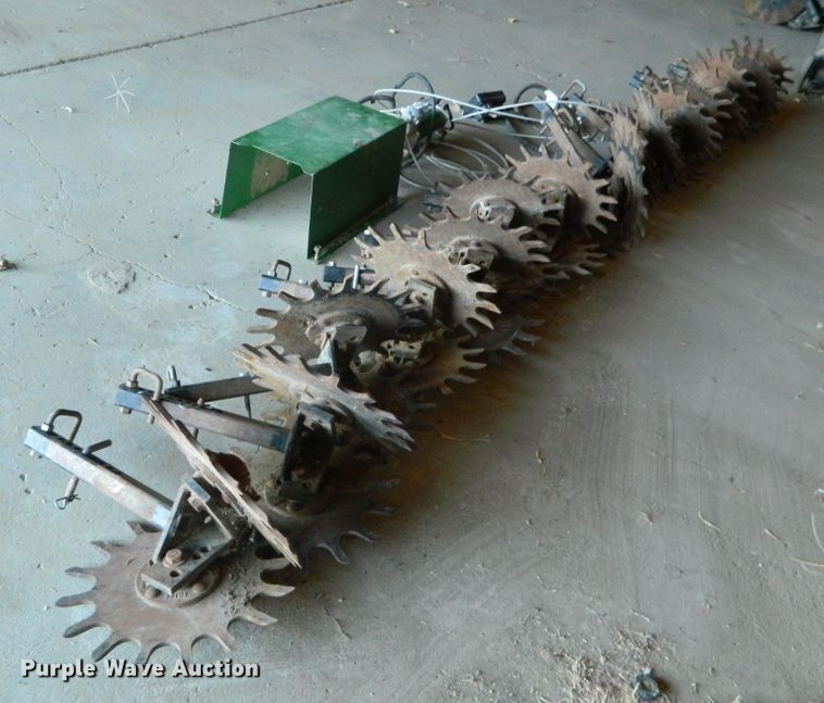 image for item DE4572 John Deere 1770NT Max Emerge XP  no-till planter