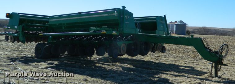 image for item DF4669 Great Plains 3S4000 HD  grain drill