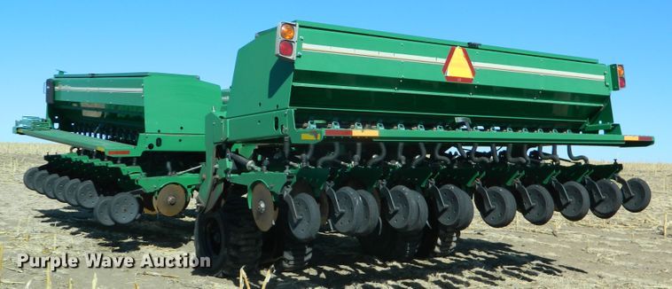 image for item DF4669 Great Plains 3S4000 HD  grain drill