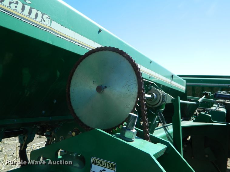 image for item DF4669 Great Plains 3S4000 HD  grain drill
