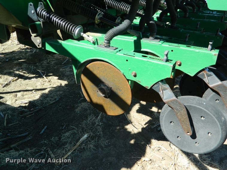 image for item DF4669 Great Plains 3S4000 HD  grain drill