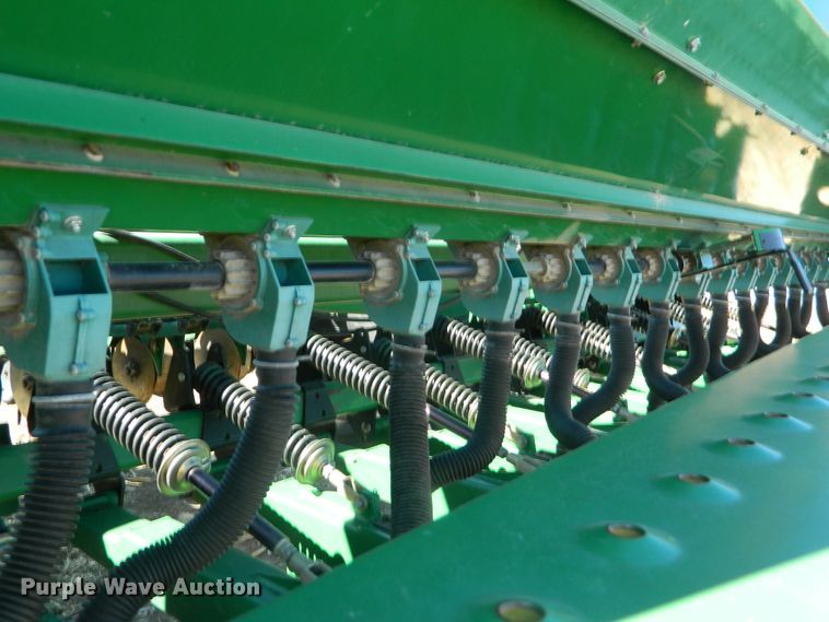 image for item DF4669 Great Plains 3S4000 HD  grain drill
