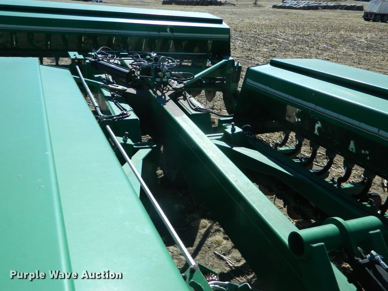 image for item DF4669 Great Plains 3S4000 HD  grain drill