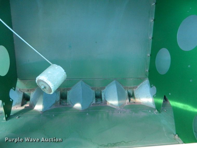 image for item DF4669 Great Plains 3S4000 HD  grain drill