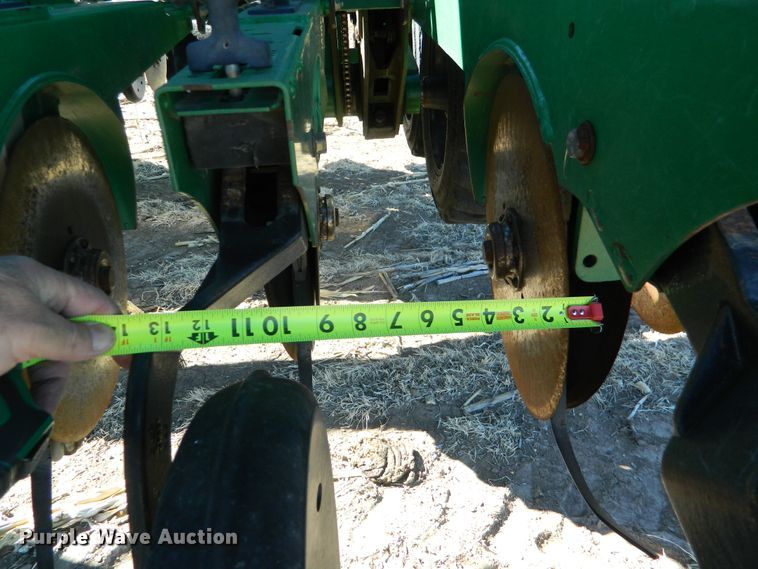 image for item DF4669 Great Plains 3S4000 HD  grain drill