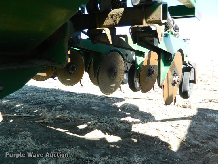 image for item DF4669 Great Plains 3S4000 HD  grain drill