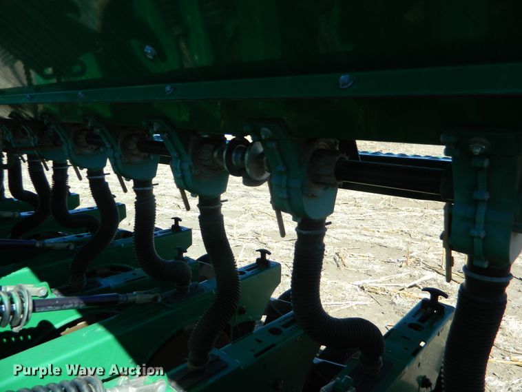 image for item DF4669 Great Plains 3S4000 HD  grain drill