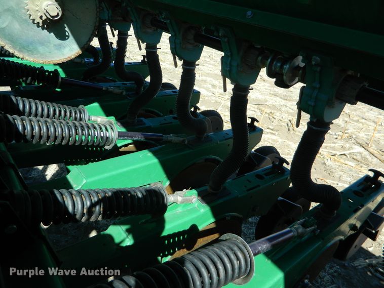 image for item DF4669 Great Plains 3S4000 HD  grain drill