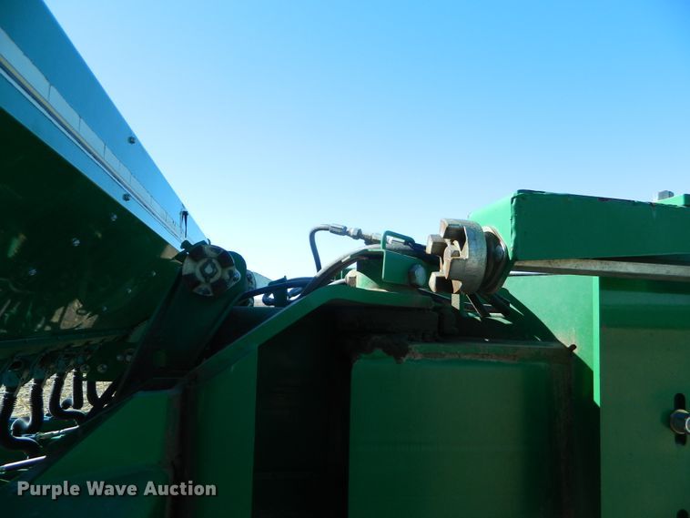 image for item DF4669 Great Plains 3S4000 HD  grain drill
