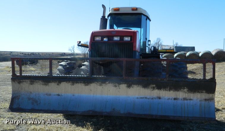 image for item DF4670 2002 Versatile 2310  4WD tractor