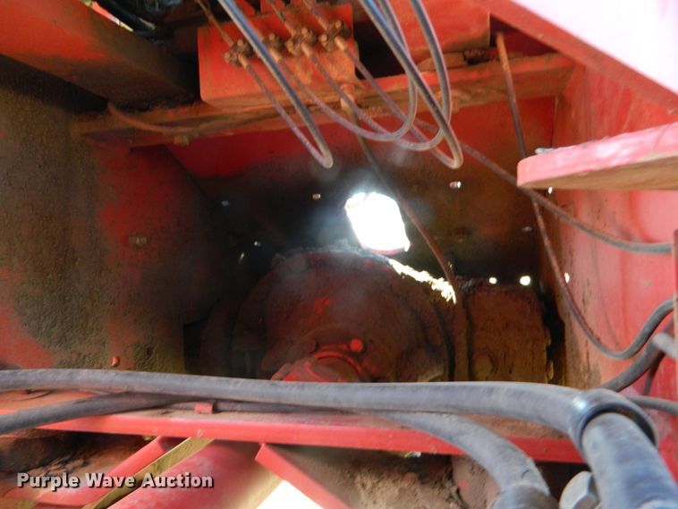 image for item DF4670 2002 Versatile 2310  4WD tractor