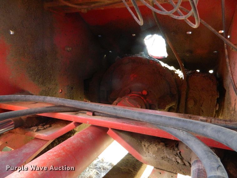 image for item DF4670 2002 Versatile 2310  4WD tractor