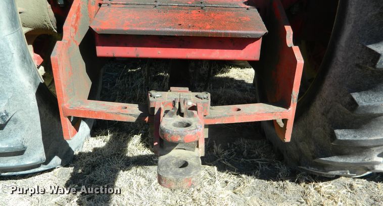 image for item DF4670 2002 Versatile 2310  4WD tractor