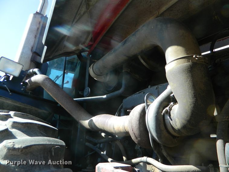 image for item DF4670 2002 Versatile 2310  4WD tractor