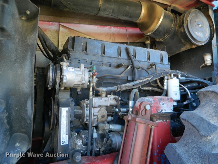 image for item DF4670 2002 Versatile 2310  4WD tractor