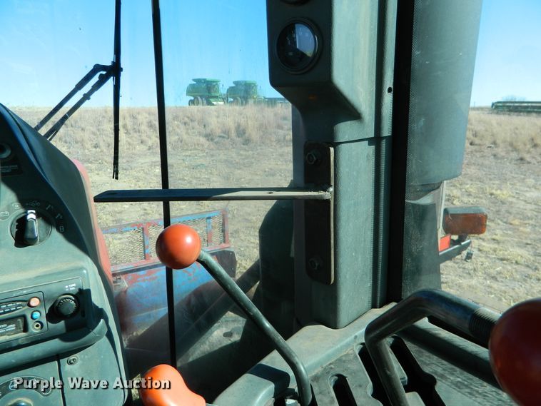 image for item DF4670 2002 Versatile 2310  4WD tractor