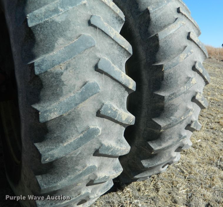 image for item DF4670 2002 Versatile 2310  4WD tractor