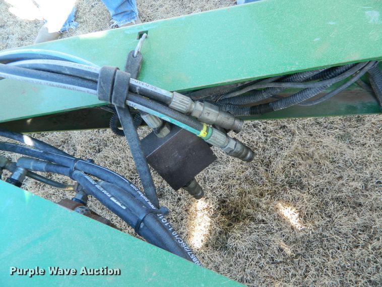 image for item DF4672 John Deere 1750 Max Emerge XP  no-till planter