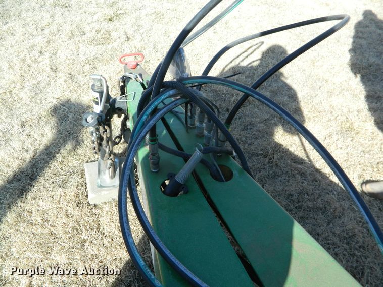 image for item DF4672 John Deere 1750 Max Emerge XP  no-till planter