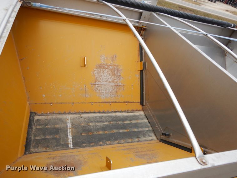 image for item DF6456 Ag-Chem TerraGator 8103  applicator