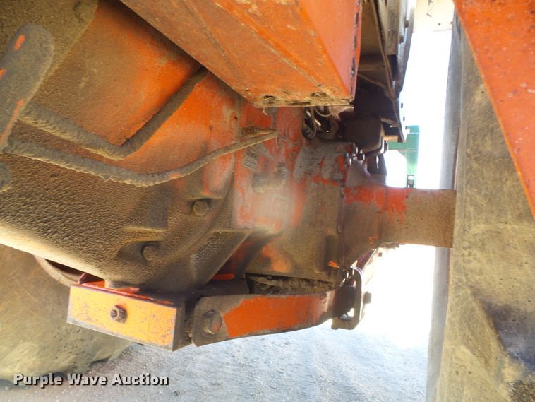 image for item DG8483 Case 1370  tractor