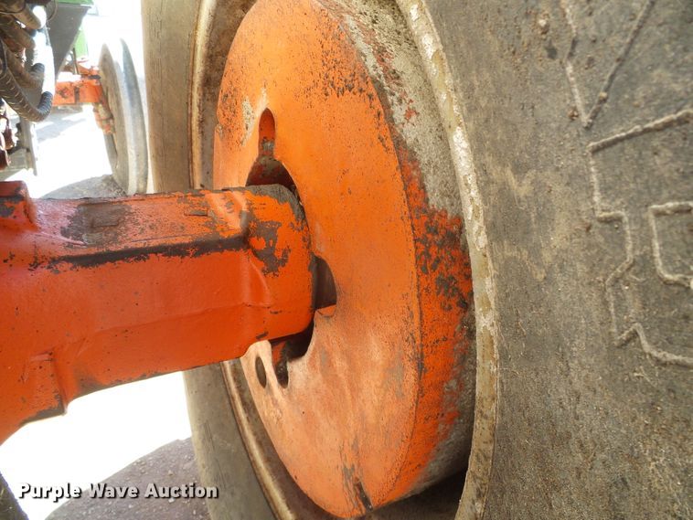 image for item DG8483 Case 1370  tractor