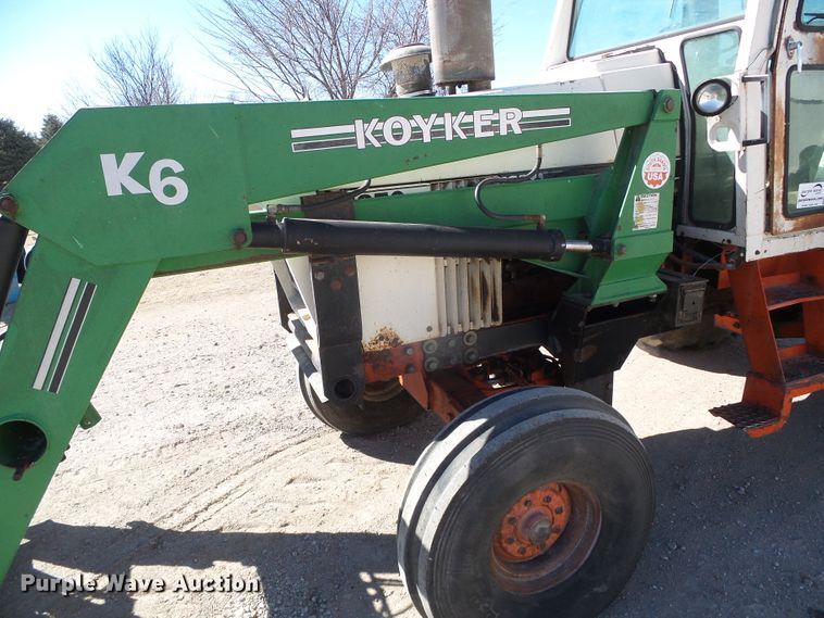 image for item DG8483 Case 1370  tractor