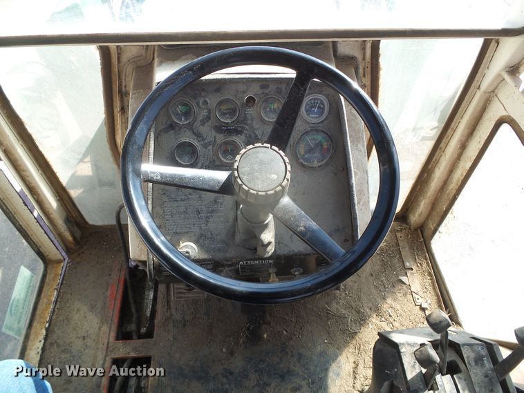 image for item DG8483 Case 1370  tractor