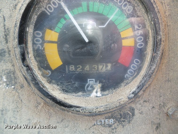 image for item DG8483 Case 1370  tractor